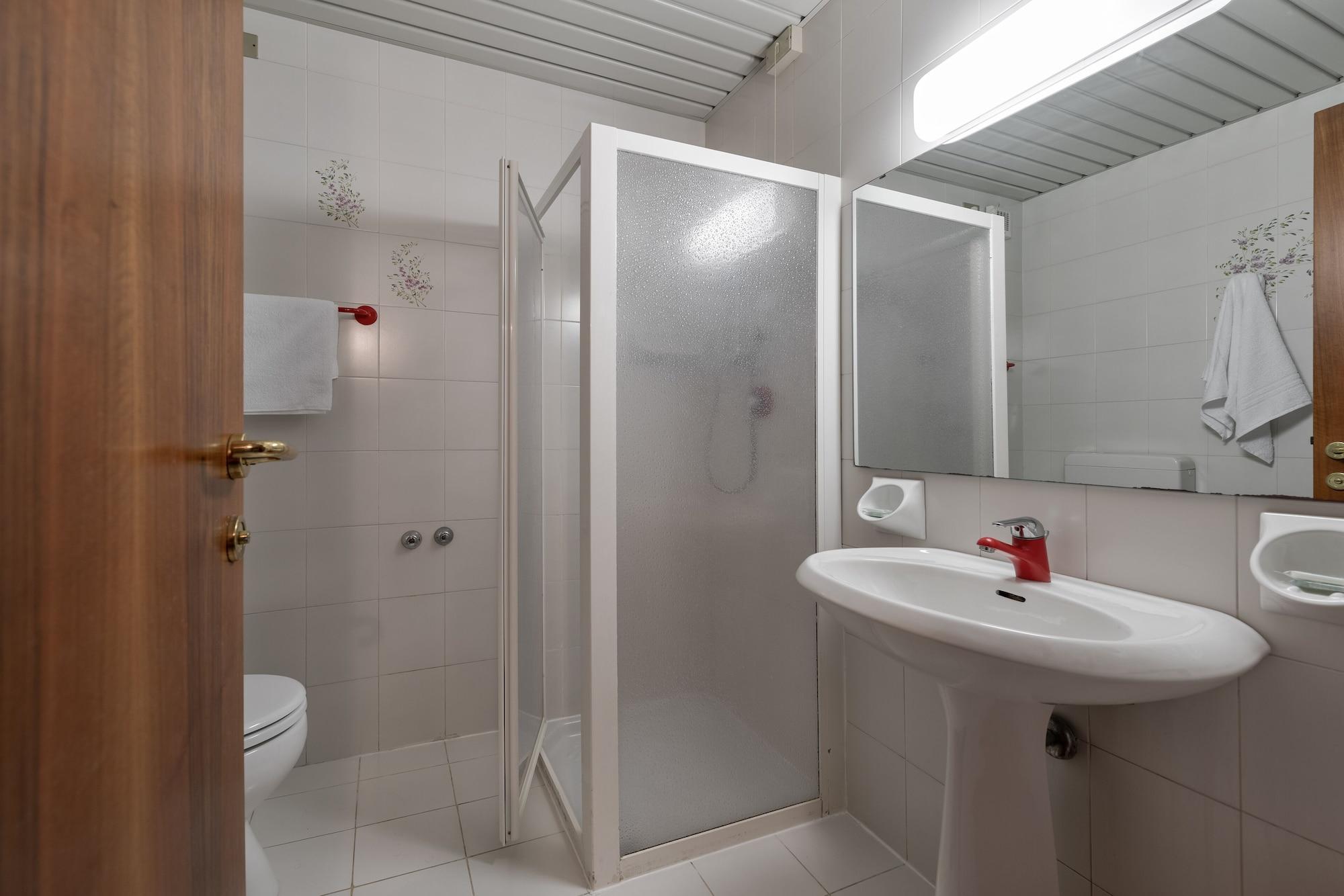 גארדה Hotel Royal מראה חיצוני תמונה