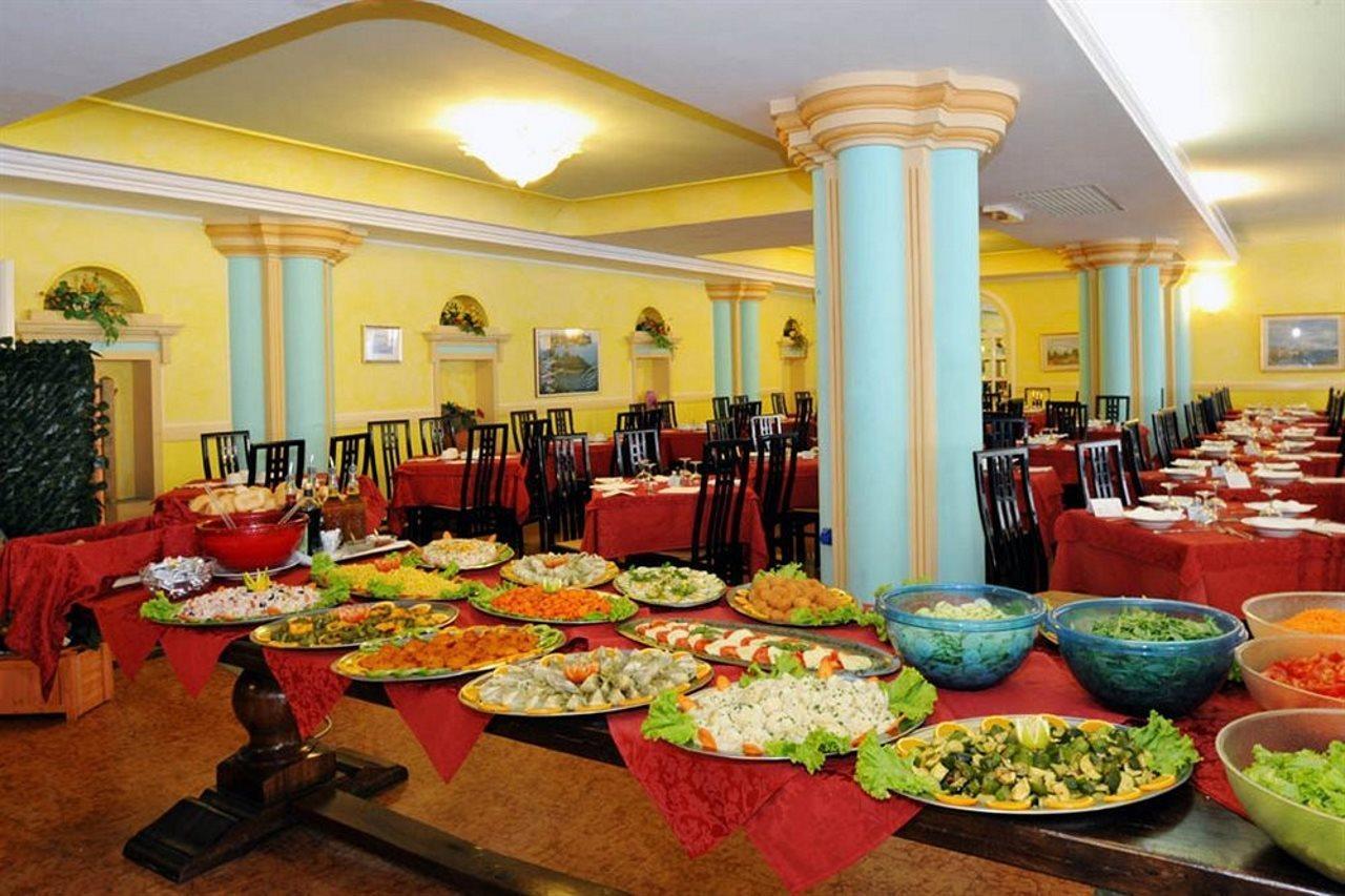 גארדה Hotel Royal מראה חיצוני תמונה