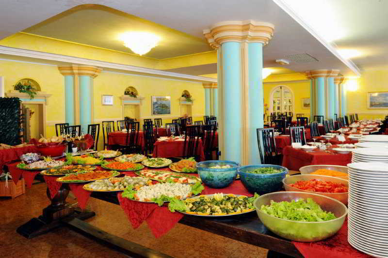 גארדה Hotel Royal מראה חיצוני תמונה