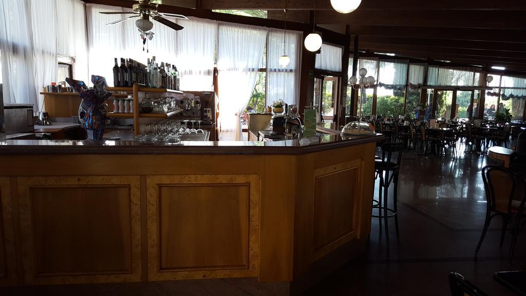 גארדה Hotel Royal מראה חיצוני תמונה